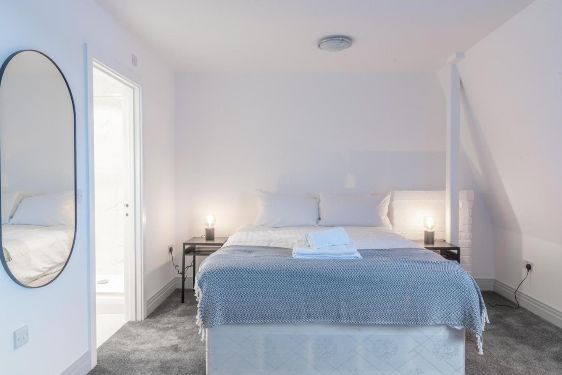 Newly Refurbished 2 Bed With Fantastic View Londra